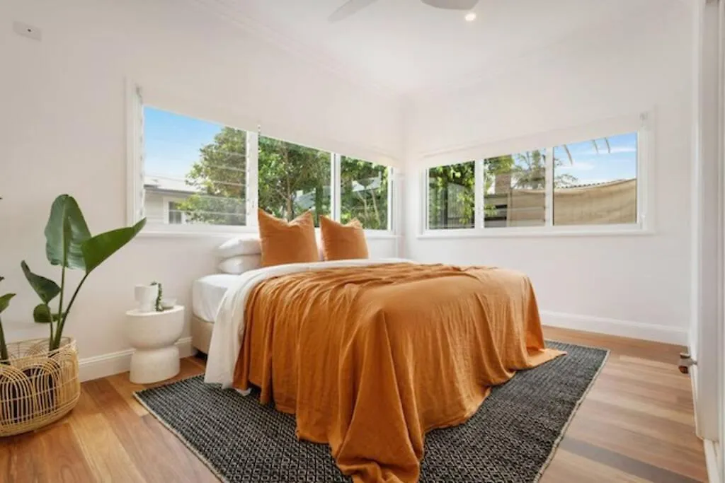 Fuller Holidays - Hacienda, Luxury 5 Bedroom Home With Pool Byron Bay