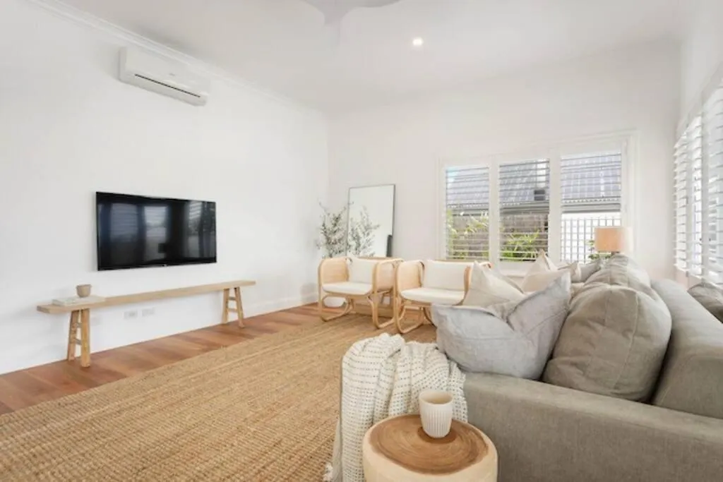 Holiday home Fuller Holidays - Hacienda, Luxury 5 Bedroom Home With Pool Byron Bay