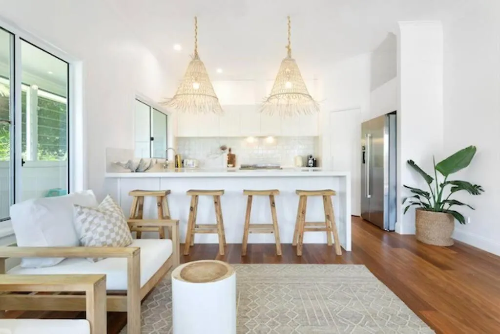 Fuller Holidays - Hacienda, Luxury 5 Bedroom Home With Pool Byron Bay Australia