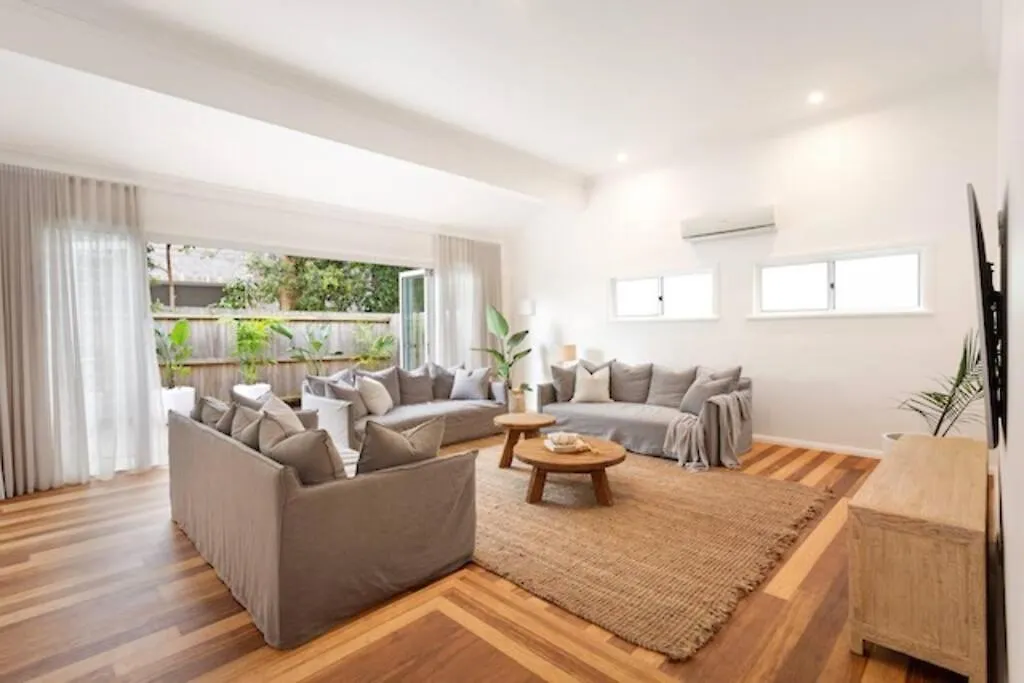 Fuller Holidays - Hacienda, Luxury 5 Bedroom Home With Pool Byron Bay Holiday home